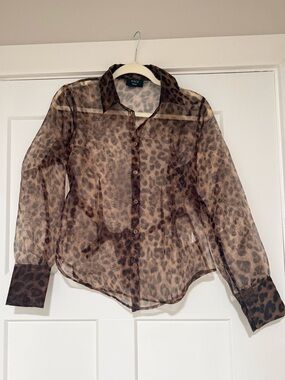 NWOT Vici leopard sheer blouse sz S